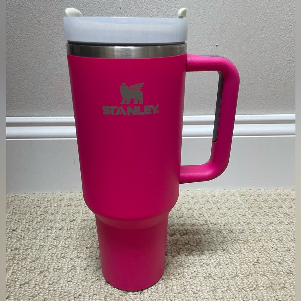 Stanley Cup 40 oz Hot Pink Travel